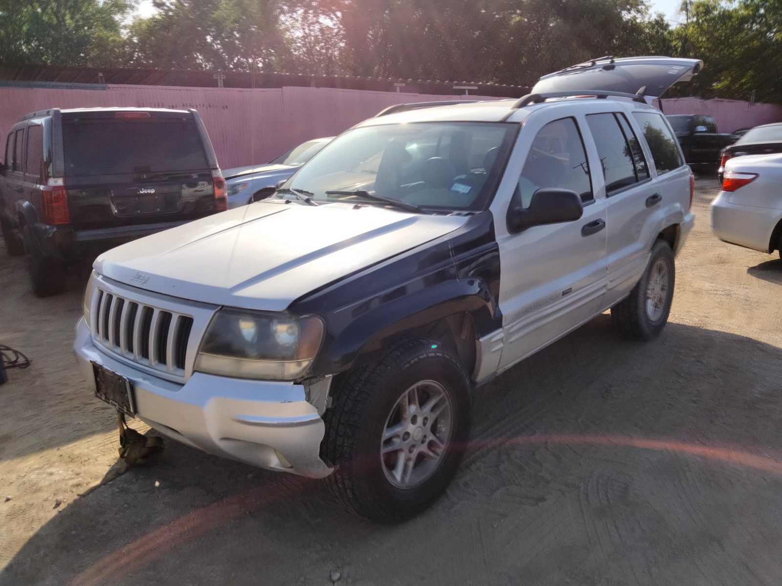 2004 Jeep Grand Cherokee - Parts Only #T16