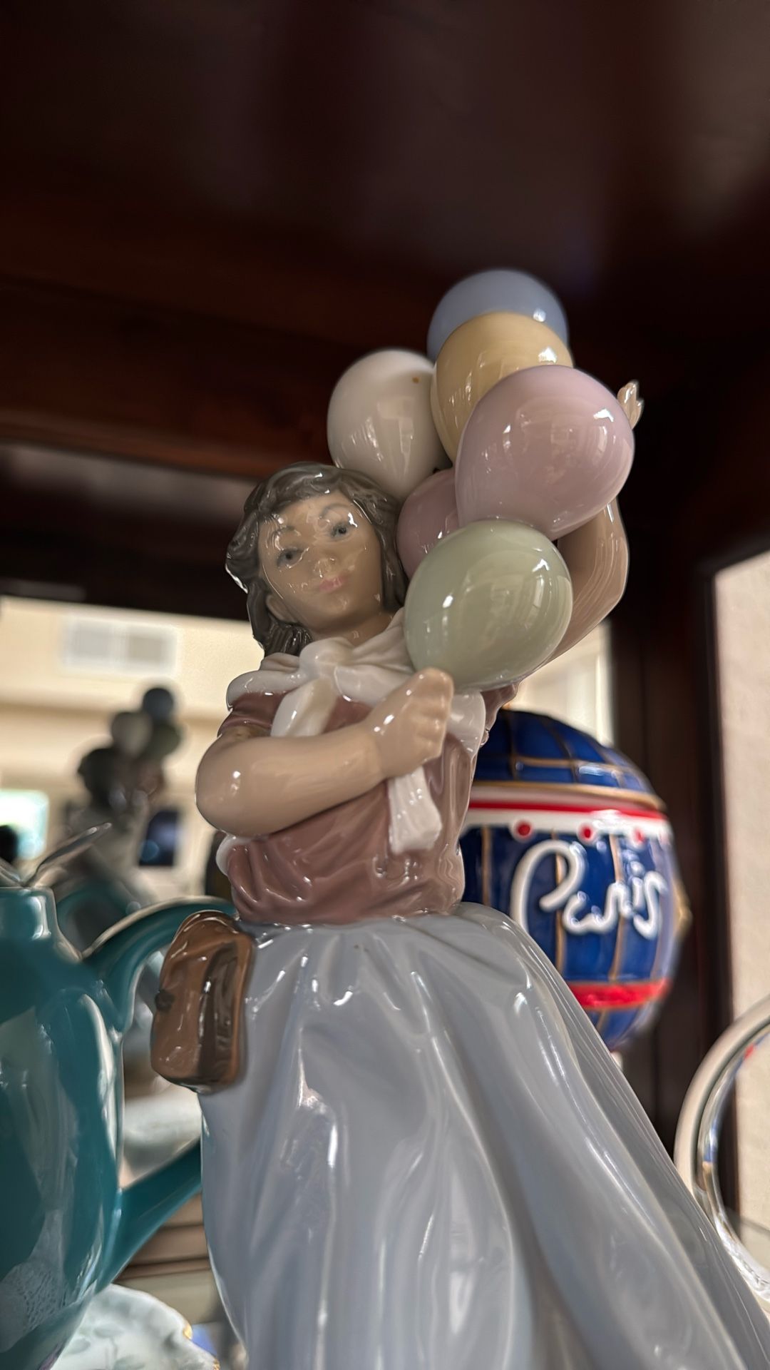 Balloons for sale figurine By Lladro
