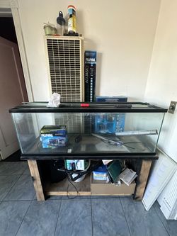 60 Gallon Fish Tank and Stand