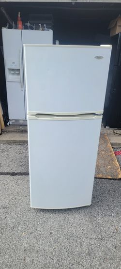  Refrigerator 