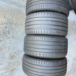 Set Of Four Two 275/35/22 And Two 315/30/22 Pirelli P Zero PZ4 Like New With 80-90% Left BMW X5 X6 
