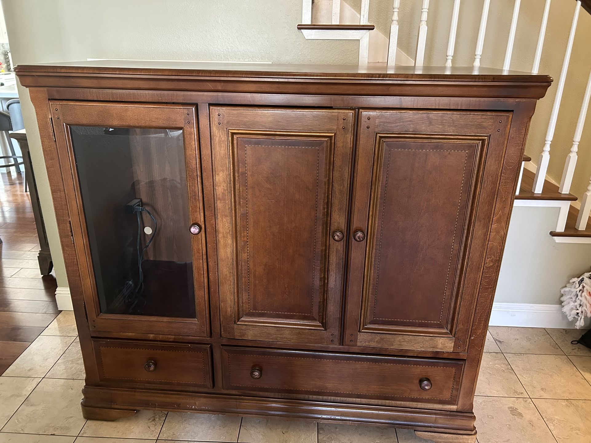 Armoire Storage/Entertainment Center