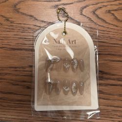 Press On Daisy Nails Size Large