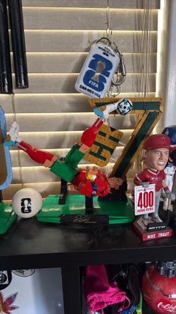 Ronaldo built Lego set