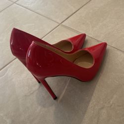 Red Heels Size 7