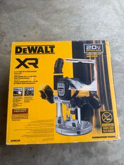 DEWALT 20V MAX XR 2-1/4 Peak HP Brushless Cordless Plunge Router (Tool Only)