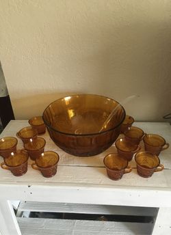 Tiara Amber Punch Bowl Set ( New)