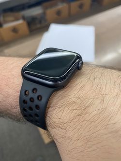 Series 6 Apple Watch GPS No Cellular 44 mm