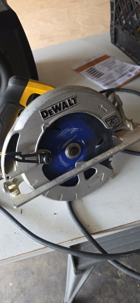 Dewalt