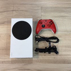 Xbox Series S – Red Controller – Excellent Condition – Clean
