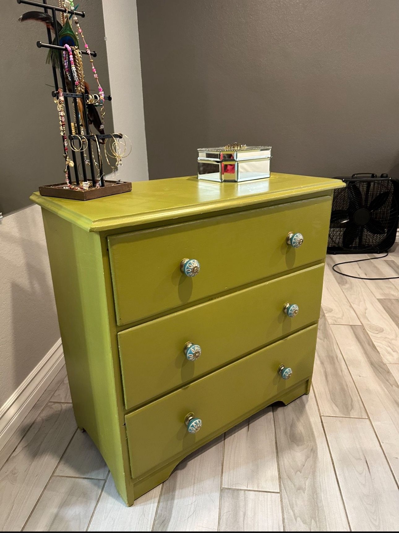 Green Antique Wooden Drawer Cabinet Dresser Table Triple Drawer Storage Antique