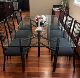 Beautiful 9-piece Dining Room Set – table + 8 chairs
