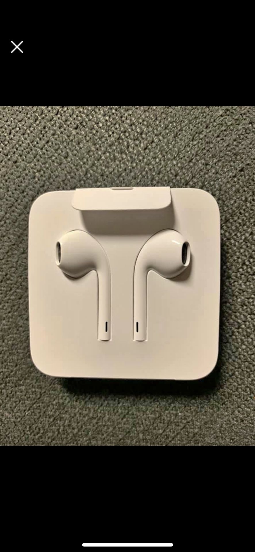 Apple earphones brand new