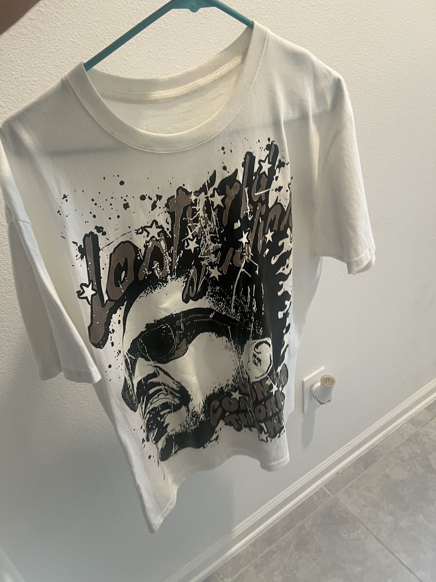White /black/grey Men Medium Graphic Tee Shirt
