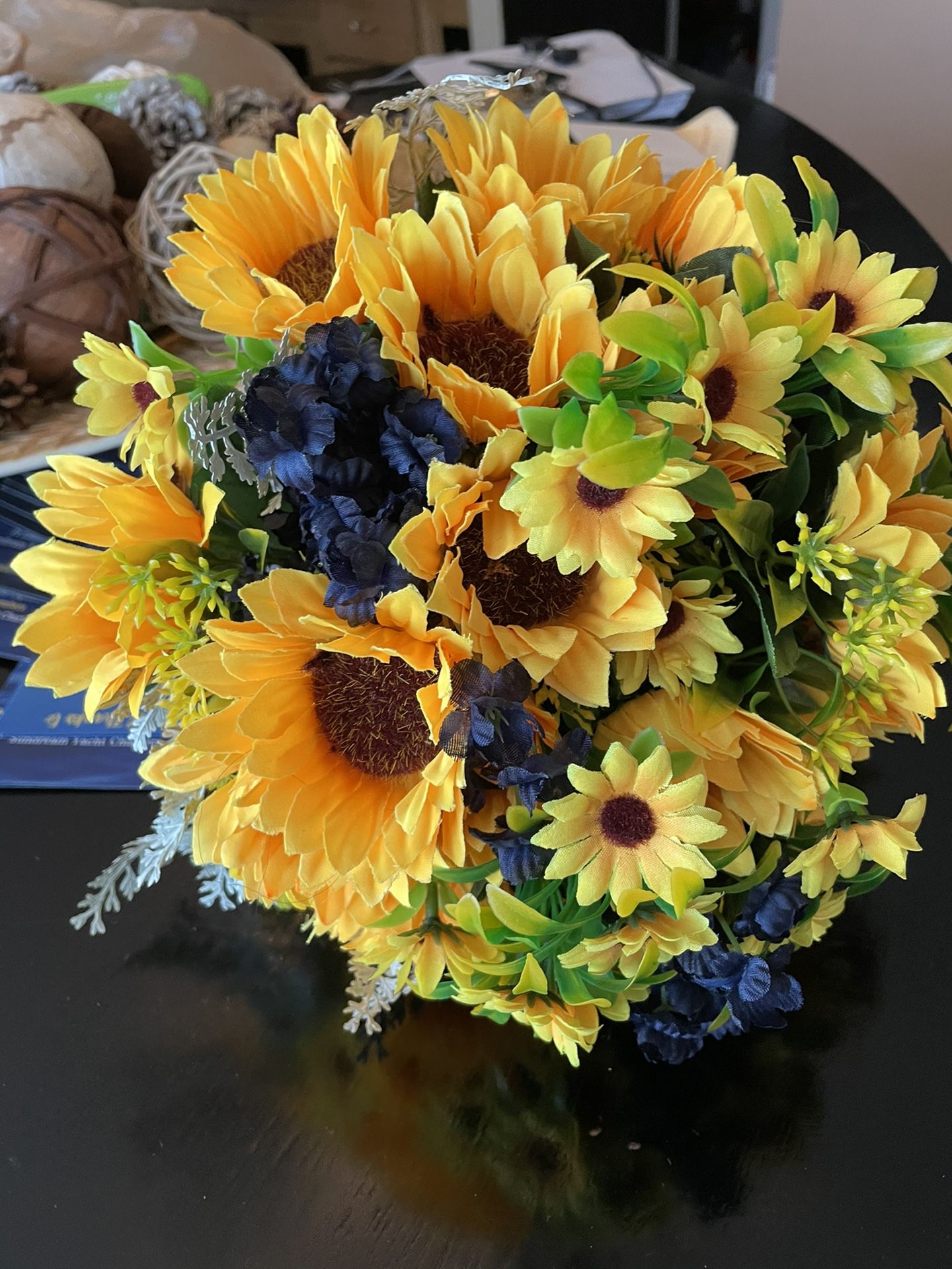 Sunflower bridal And 5 Bridesmaids Bouquets