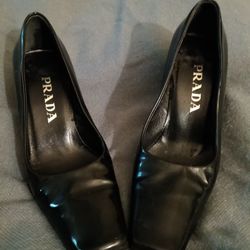 Prada Black Heeled Shoe Size 35