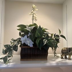 Decor Plant Piece Great Condition