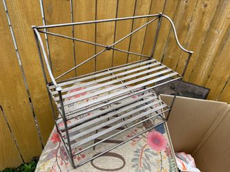 Metal Wire 2-Tier Display Shelf Rack