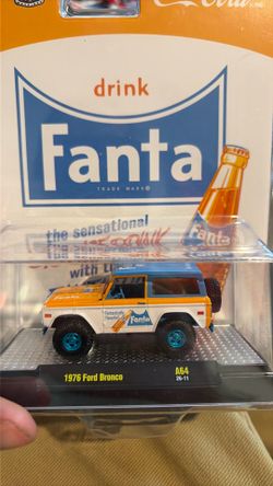 M2 chase 1976 Ford Bronco