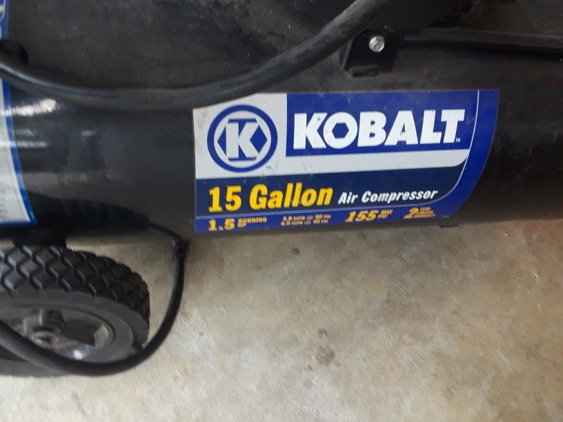 AIR COMPRESSOR