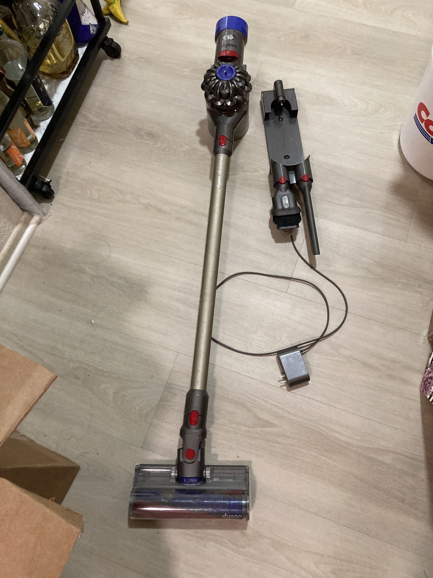Dyson V8 Fluffy Head