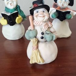 Allyson Nagel      3.   figurines