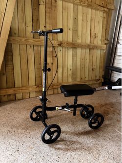 Knee scooter/walker