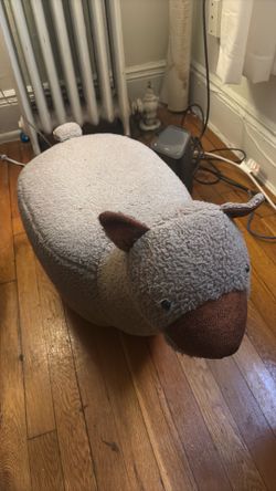 Alpaca ottoman