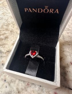 Pandora Elevated Red Heart Ring, Size 7, no  box..