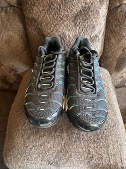 Nike Air maxes
