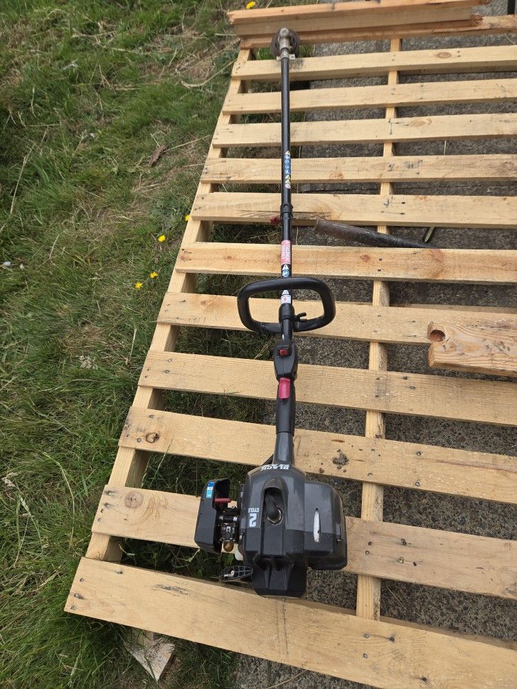 Gas Weed Eater