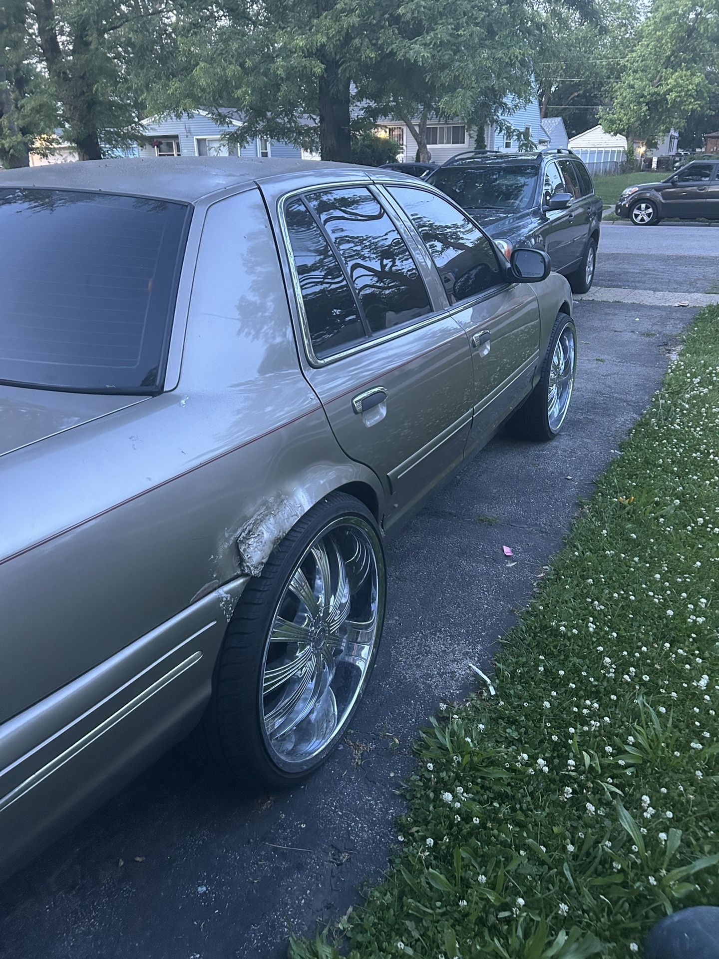 2004 Ford Crown Victoria
