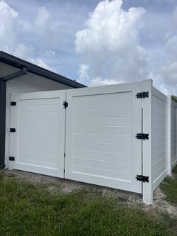 Horizontal Pvc fence 