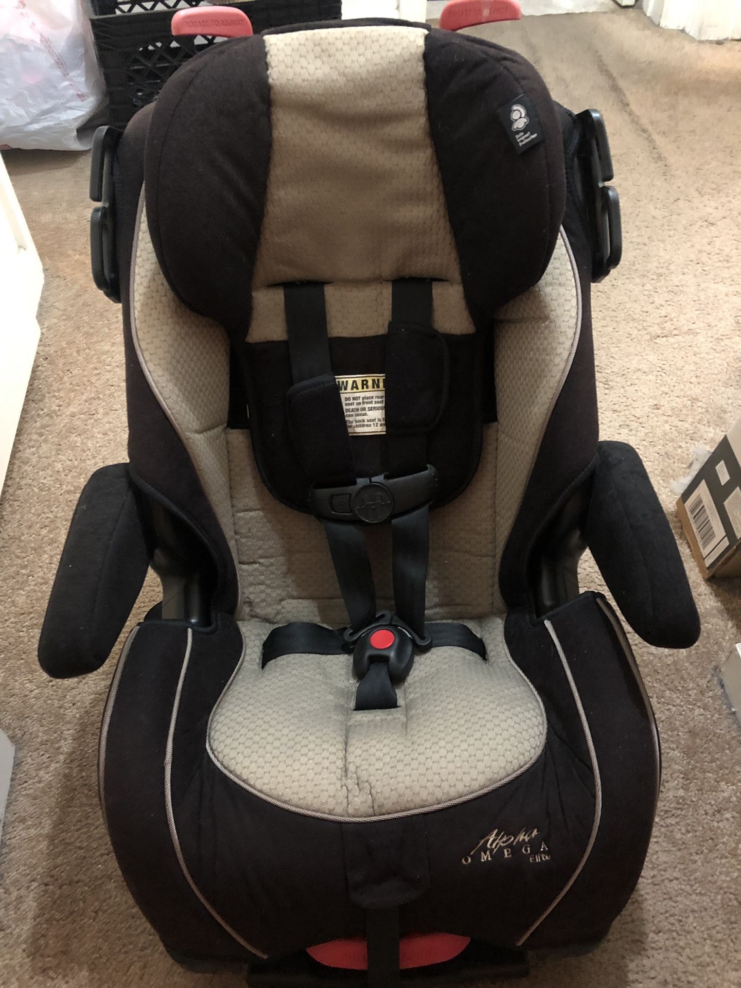 ALPHA OMEGA ELITE CAR SEAT