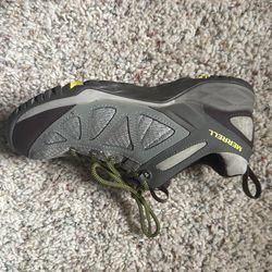 Merrell select grip gym shoes