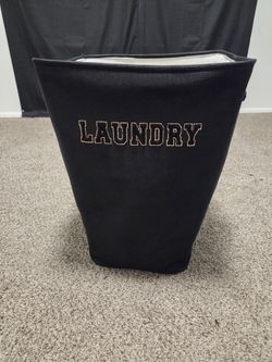 black laundry tote new