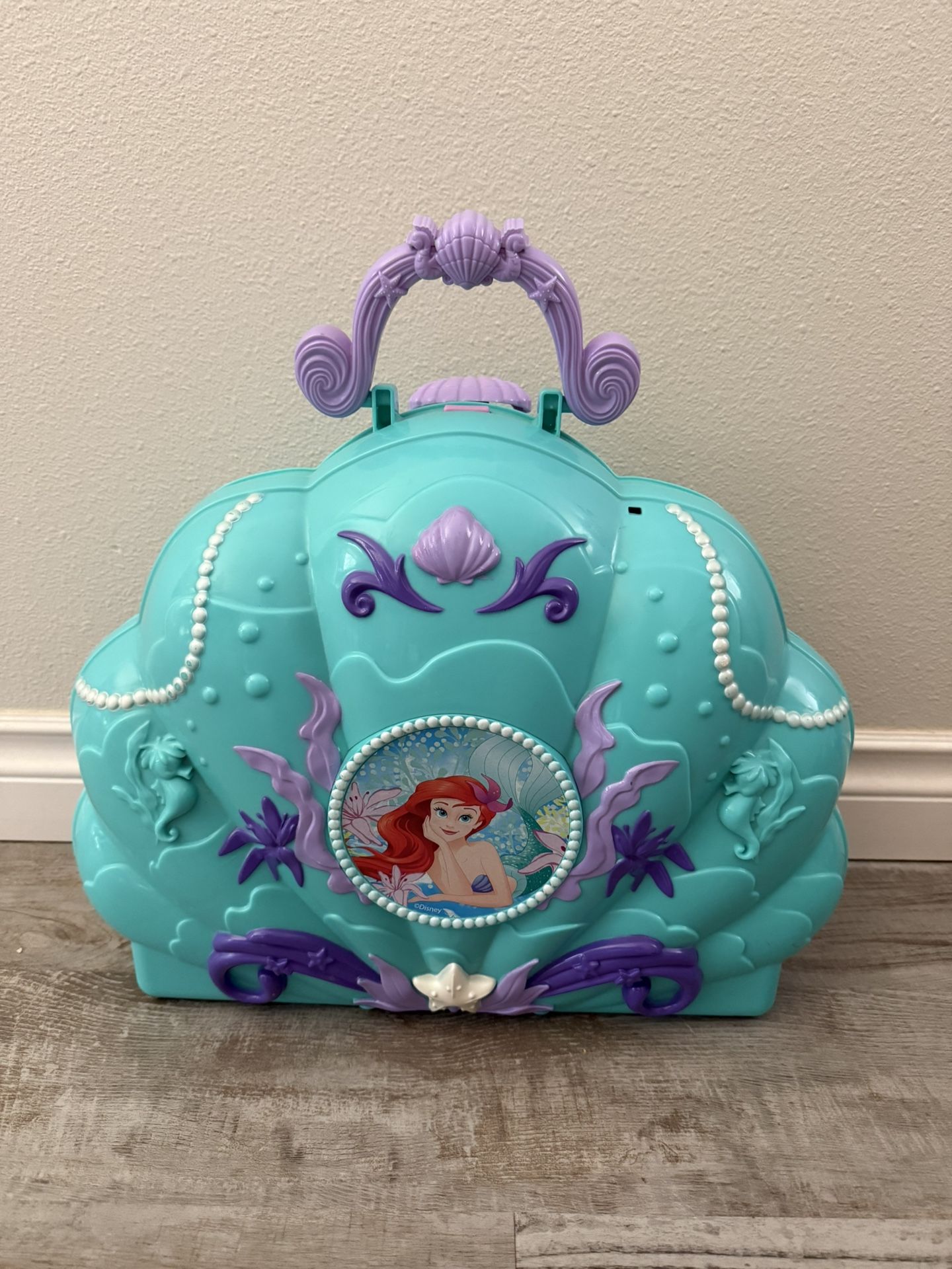 disney ariel Music And Lights vanity
