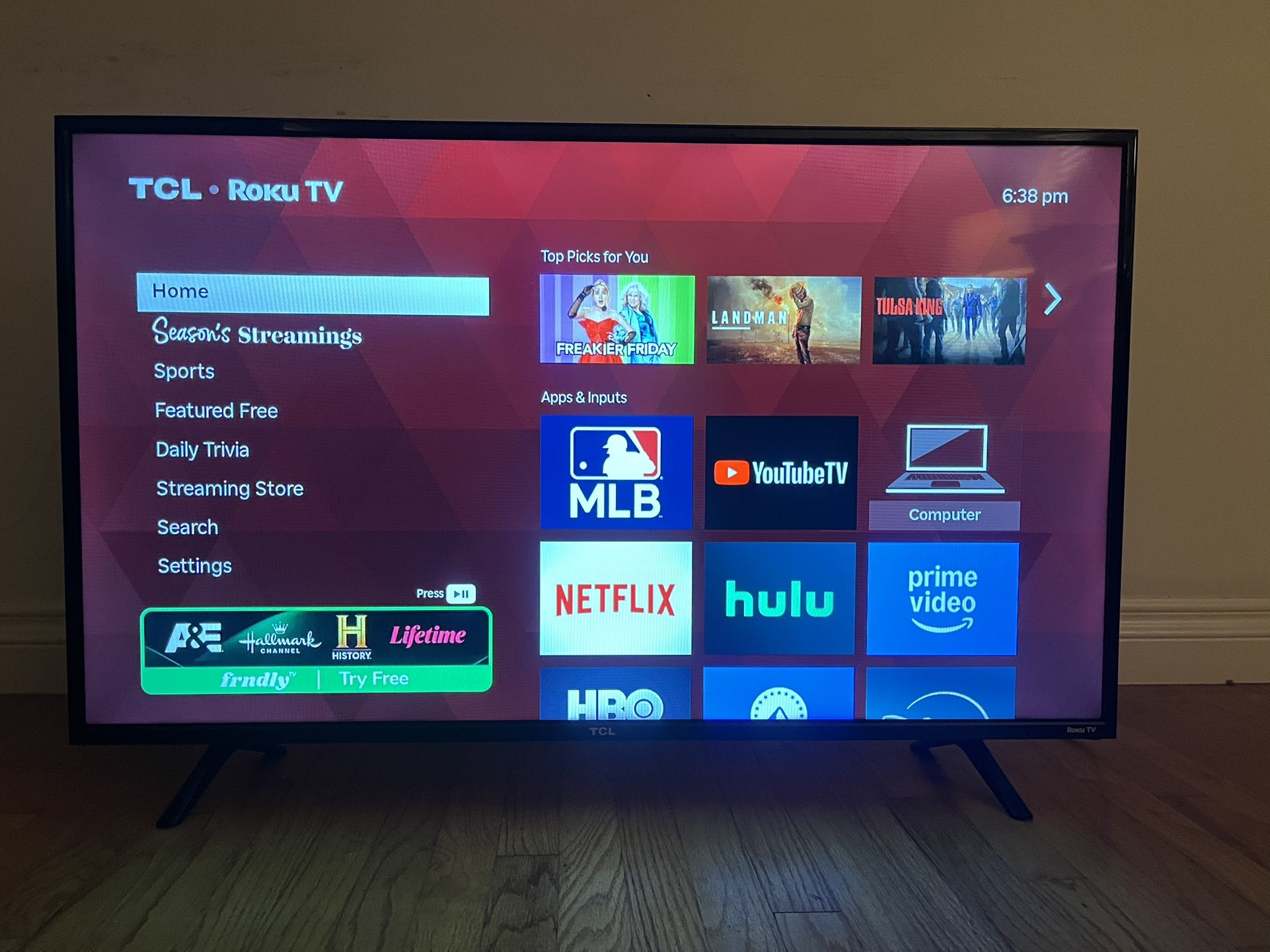 TCL Roku TV 43”