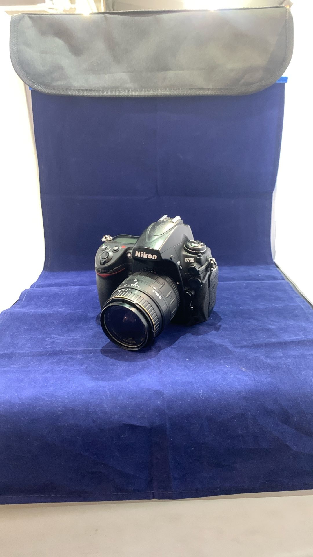 Nikon D700