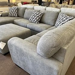 Living Room Furniture Light Gray Modular Sectional With Chaise Set 📐 Color Options ⭐$39 Down Payment with Financing ⭐ 90 Days same as cash