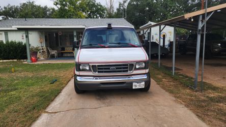 2003 Ford E-150