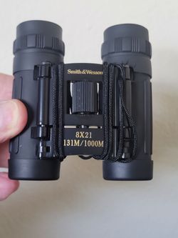 NEW Smith & Wesson binoculars