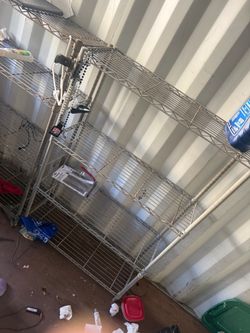2 metal stand