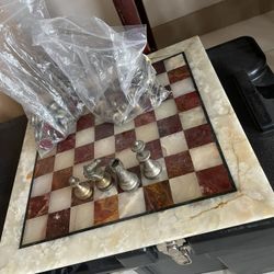 Onyx Chess Board Set