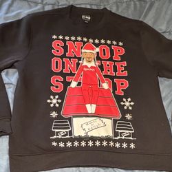 Snoop Dogg “Snoop On The Stoop” “Beware Of Dogg” Officially Licensed Snoop Dogg Dogg Supply. Men’s Size: XL. SALE $20.00