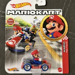 Mattel HOT WHEELS MARIO KART Mario Pipe Frame - New NIB