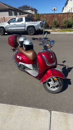 2011  Znen Eagle Red