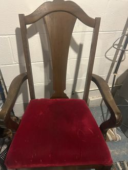 Antique Mahogany Chair 