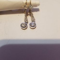 14 karat  Gold and diamond earring