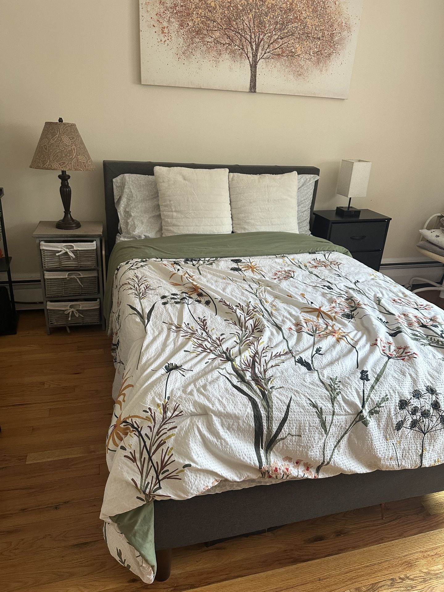 Full Size Bed Frame & Mattress